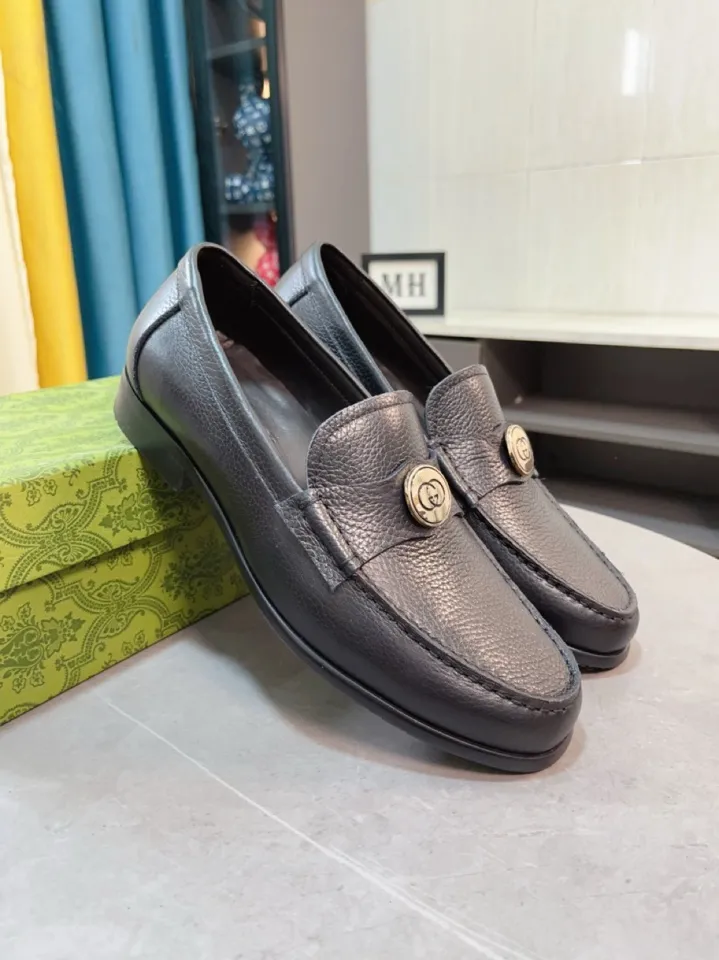Men's shoes 💰500🌹🌹Niuli [GUCCI Gucci] A new style of formal men's leather shoes is coming~ The original quality upper is made of patent leather imported from Italy, the leather is soft and delicate, comfortable and soft first-layer cowhide lining, rubber wear-resistant outsole, the shoe shape is dignified and domineering, and the luxury charm cannot be concealed! The natural and free nouveau riche leads the trend. Code number: 38-44